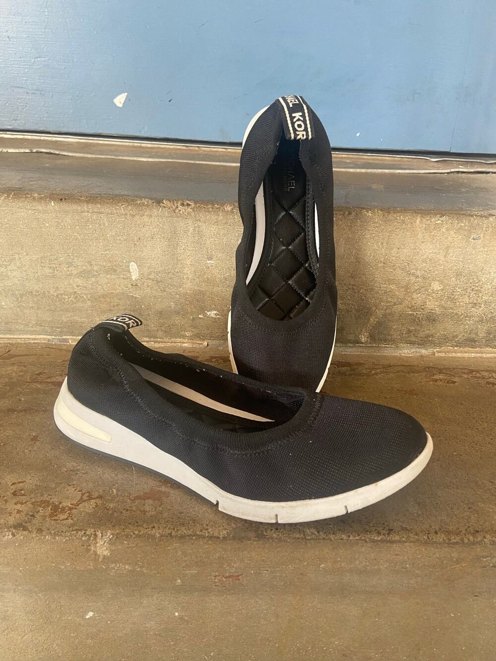 Michael Kors Upton black knit ballet style sport flats w/ white outsole